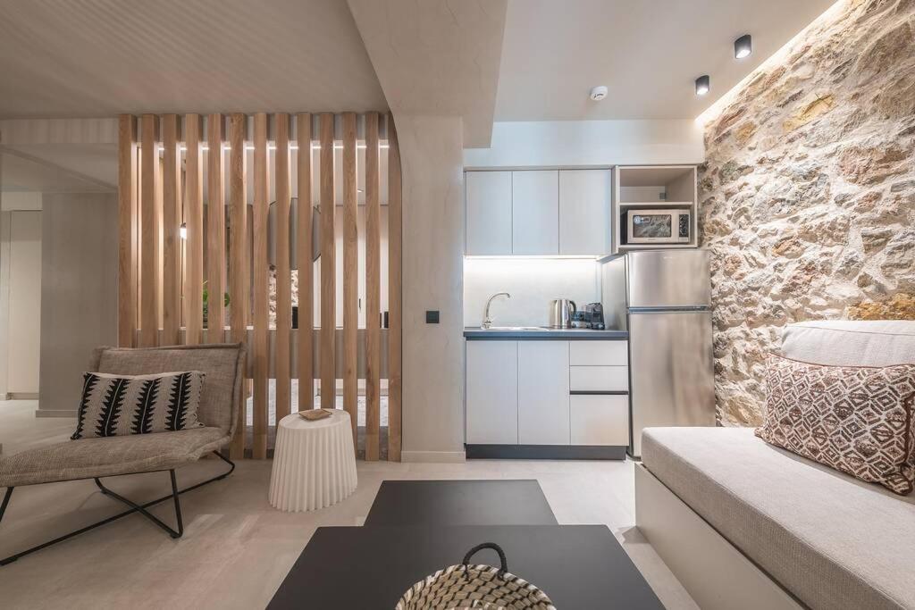 Apollonos 28 Luxury Suites Афины Экстерьер фото