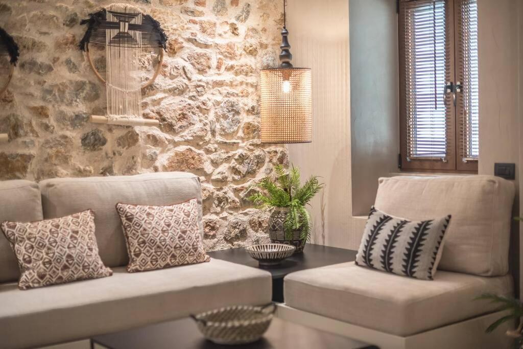Apollonos 28 Luxury Suites Афины Экстерьер фото