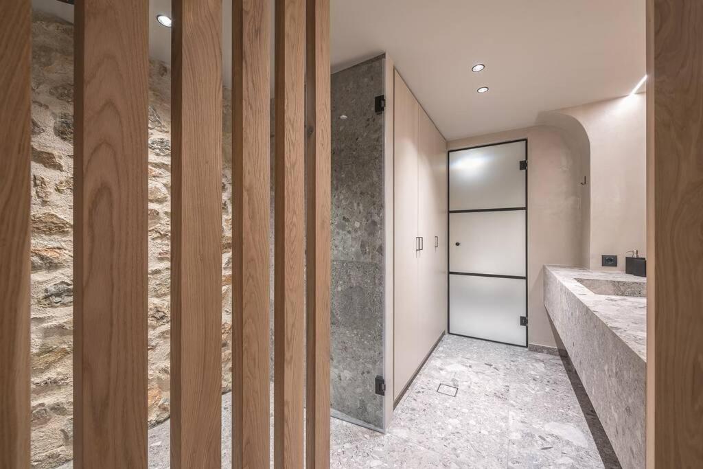 Apollonos 28 Luxury Suites Афины Экстерьер фото