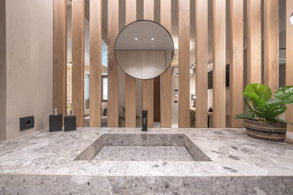 Apollonos 28 Luxury Suites Афины Экстерьер фото