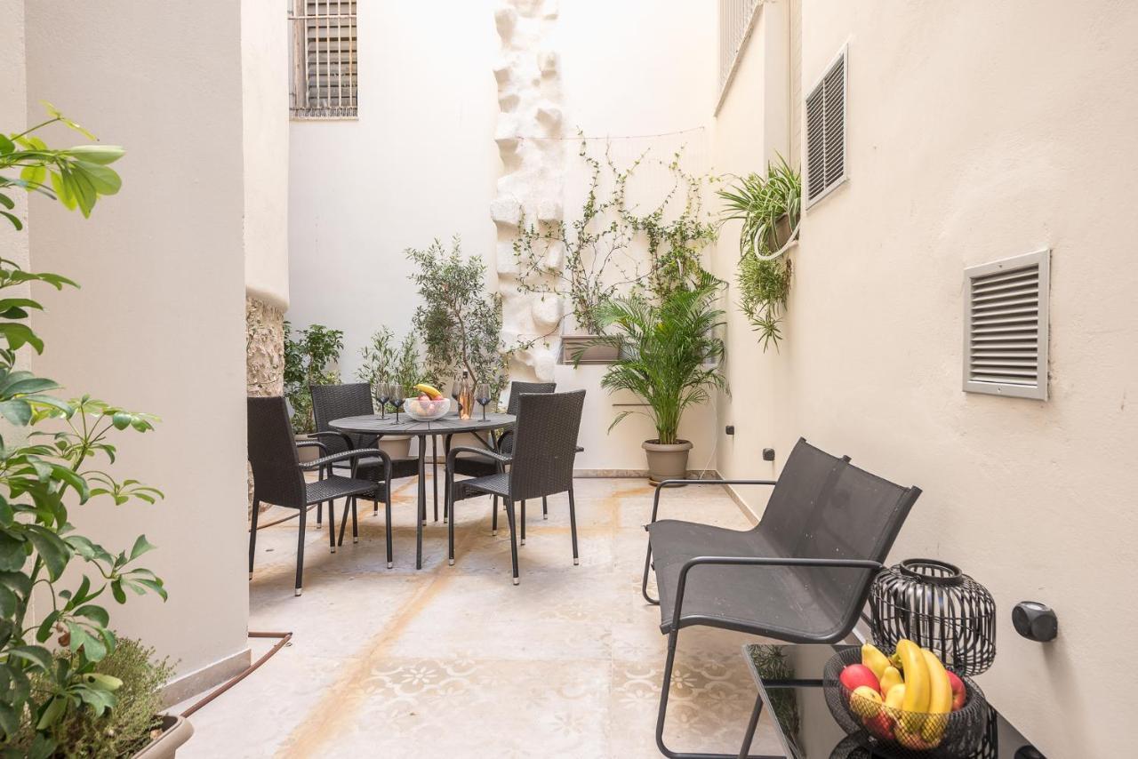 Apollonos 28 Luxury Suites Афины Экстерьер фото