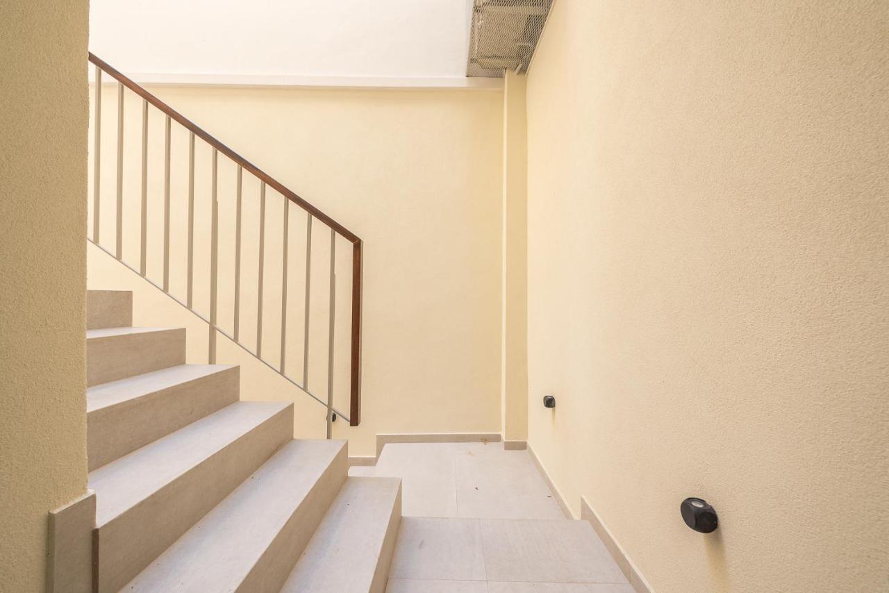 Apollonos 28 Luxury Suites Афины Экстерьер фото