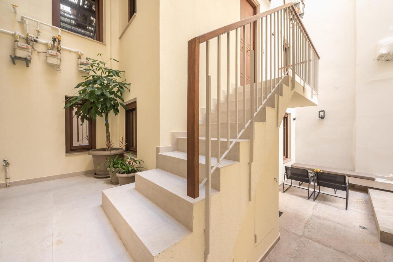 Apollonos 28 Luxury Suites Афины Экстерьер фото